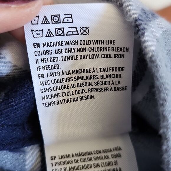 American Eagle men's navy blue & white plaid cotton flannel shirt, button down L - Picture 8 of 10